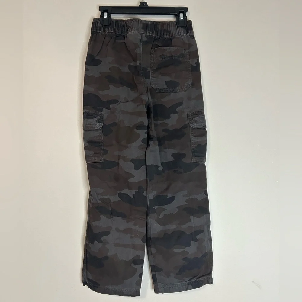 Children’s Place Kids Camouflage Cargo Pants, Size 7